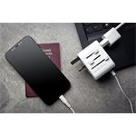 Fixed Voyager 30 W cestovný adaptér pre EU, UK a USA/AUS, s 1x USB-C a 2x USB výstupom, GaN, PD, biely