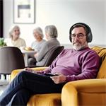 Hama bezdrôtové TV slúchadlá, nabíjacia základňa s 2,4 GHz vysielačom, Bluetooth