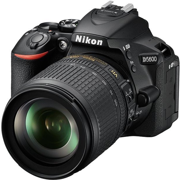 Nikon D5600 + 18-105 VR čierny