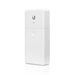 Ubiquiti NanoSwitch 4-port PoE passthrough